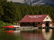 Maligne Lake Boathouse