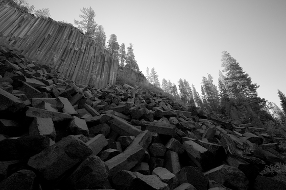 Devil's Post Pile National Monument