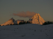 Morning Light ob Sir Donald