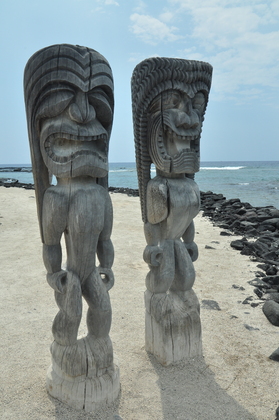 Pu`uhonua O Honaunau National Historical Park