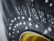 Tractor tire with frost