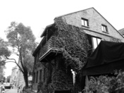 Abandonned house old montreal