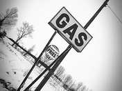 Gas