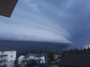 Shelf cloud
