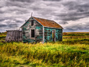 Old farm house on the prairies 
