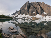 Floe Lake at 6am