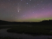 The Comet & The Aurora