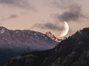 Please, don't keep clicking on your own photos.