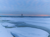 Winter light house 