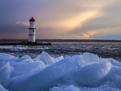 Ice at the lighthouse