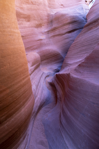 Peek-A-Boo & Spooky Gulch Slot Canyons