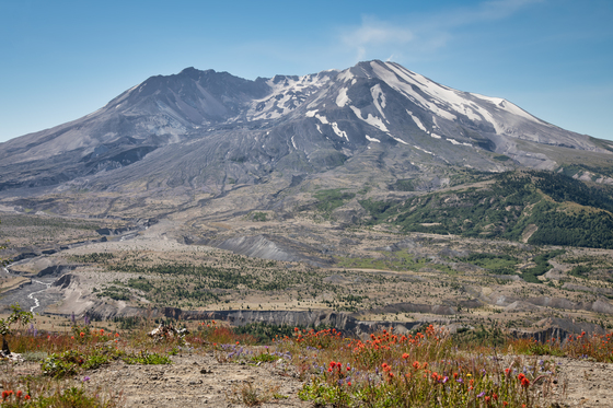 Mount St. Helens National Volcanic Monument 