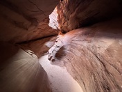 Peek-A-Boo Slot Canyon 