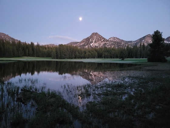 Mud Lake or Lilypad Lake - Near Anthony Lakes, OR