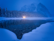 The Night of winter Lake louis
