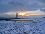 Cold lighthouse 