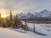 Winter sunrise over the Athabasca River in Jaspoer National Park