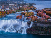 splendid fall colors of Niagara falls
