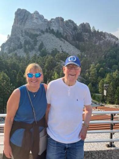 Mount Rushmore & Jewel Cave