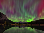 Aurora over Cascade Ponds