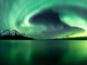 The lights of Kluane