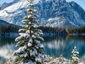 Early snowfall, Upper Kananaskis Lake