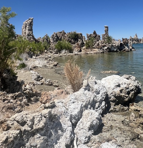 Mono Lake Tufa State Natural Reserve
