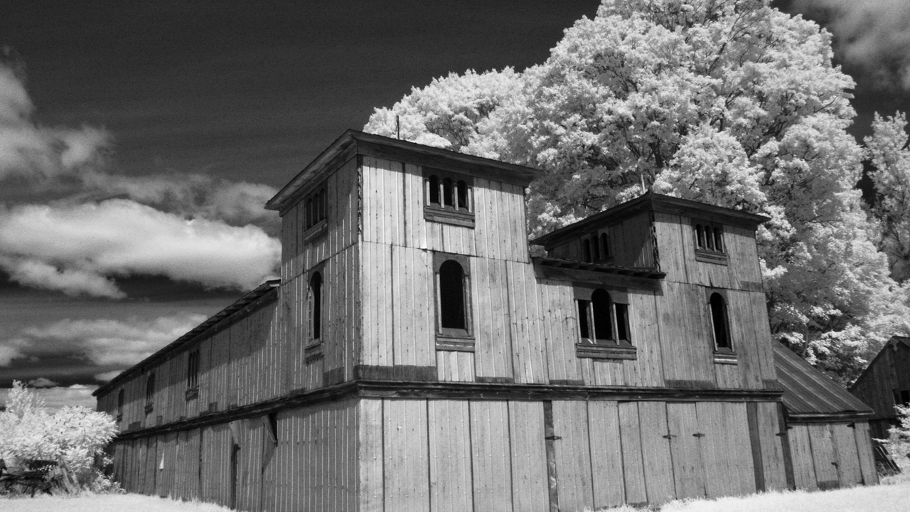 Morland Barn, infrared