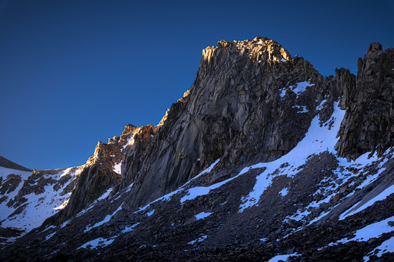 Sunrise on the Kearsarge Pinnacles, Kings Canyon National Park