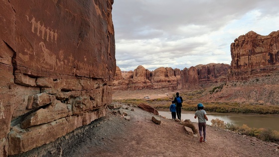 Potash Road Petroglyphs Site