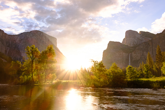 Valley View Sunrise - Yosemite National Park