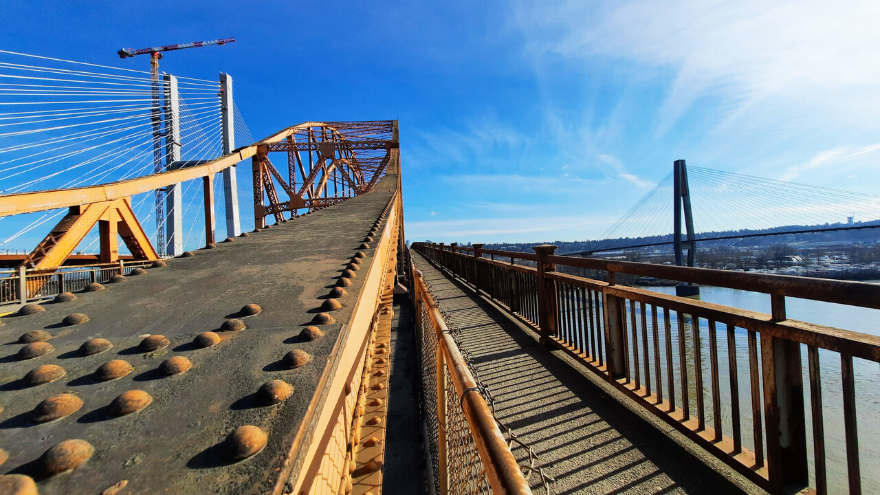 Final days of Pattullo Bridge