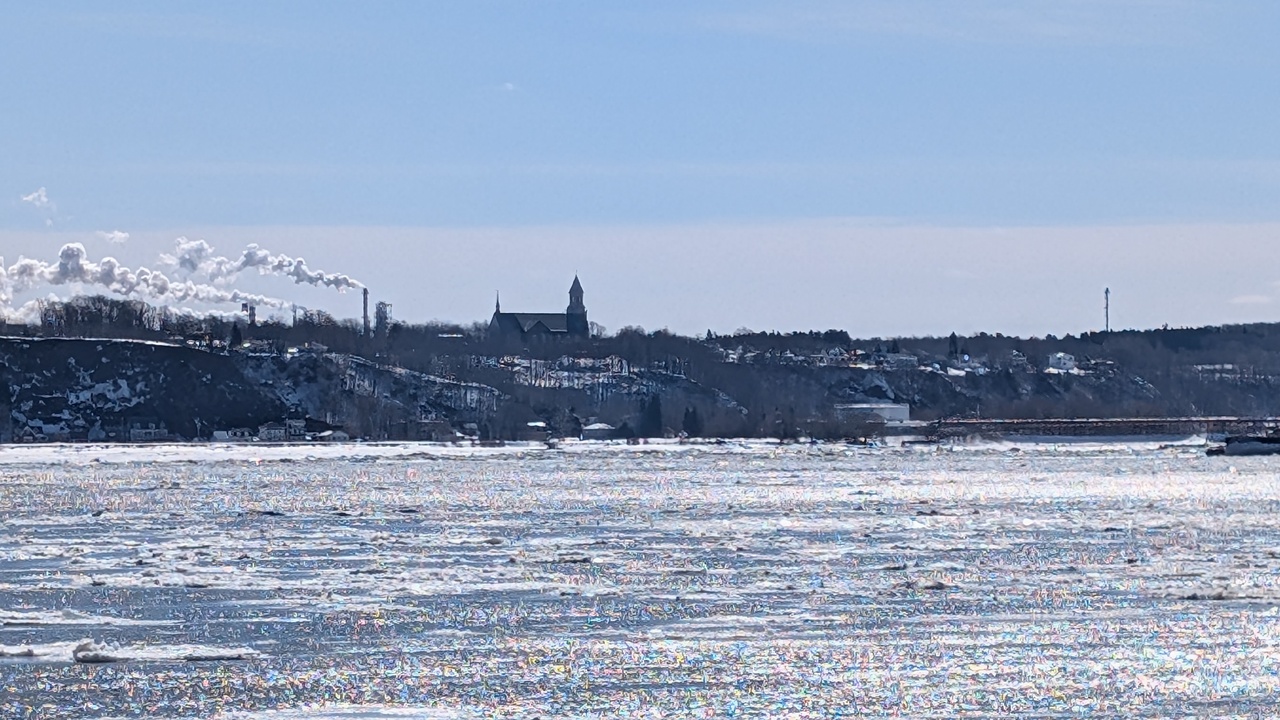 A Cold Day in Old Quebec City 🏤❄️🤍