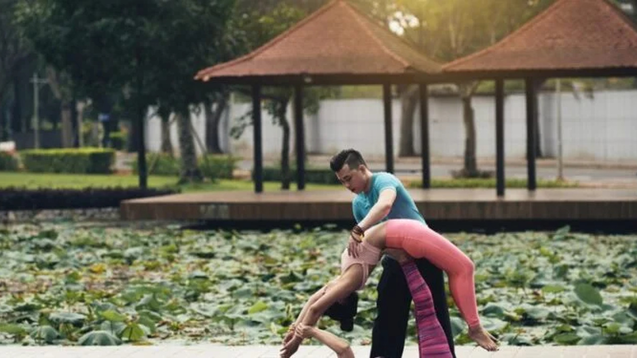 Kundalini yoga teacher training in india 