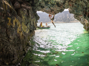 Stella Marchisio, Core family bouldering adventure in Kalamalka Lake, British Columbia, Canada