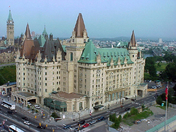 Ottowa's Chateau Laurier - circa 1910