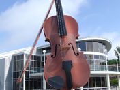 Giant Violin