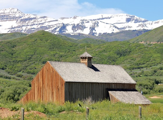 Mount Timpanogos and Tate Barn