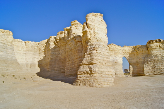Monument Rocks/Chalk Pyramids
